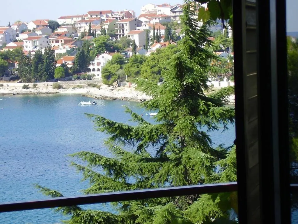 Apartment In Okrug Gornji With Sea View, Terrace, Air Conditioning, Wifi 5106-4 Trogir 0*,  Croatia